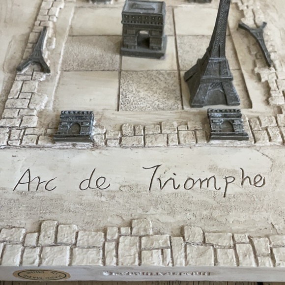 Hen Feathers Paris Checkers Set - Picture 13 of 15